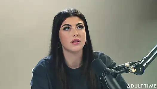 Gal ritchie: spiegler kız ve hentai sevgilisi | Adult Time Podcast