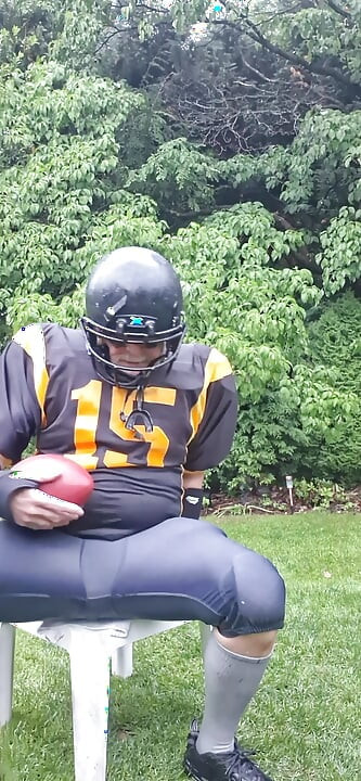 Football jock gets a new training device