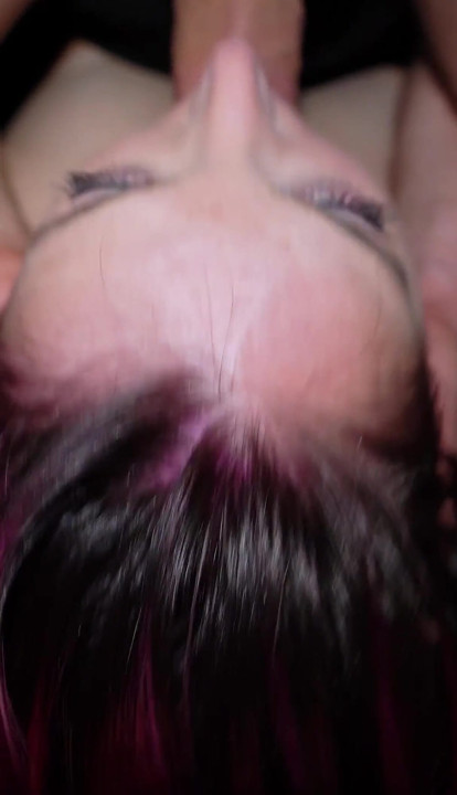 Zniszczona w akademiku - Nie mogła chodzić następnego dnia - część 2