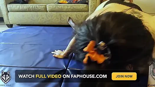 Peyton: Sensual Struggle