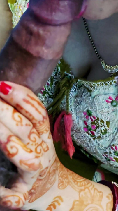 Bhabhi Did a Blue Job of Brother and Made His Penis Ejaculate with Hindi Voice