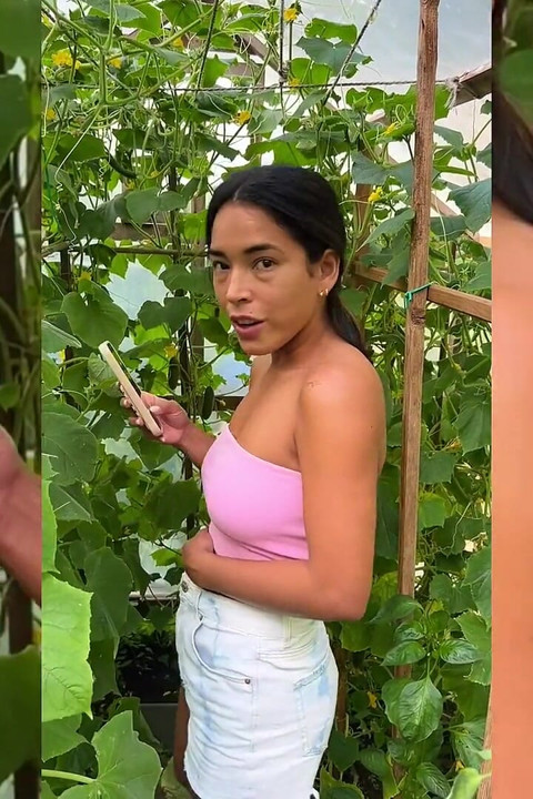 Visit to Vegetable Garden Turns Into Fucking in the Garden and Big Cumshot