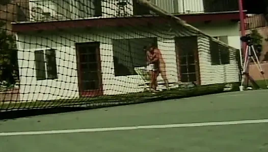 Beyaz külotlu günlüklerde heiße açık havada şehvet 15