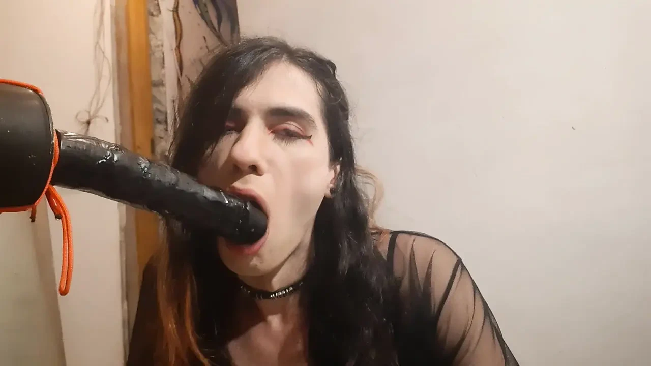 Machine Throat Fuck