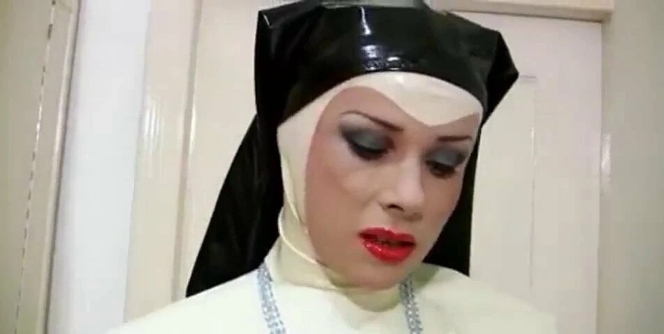 Άσχημη Λάρα
