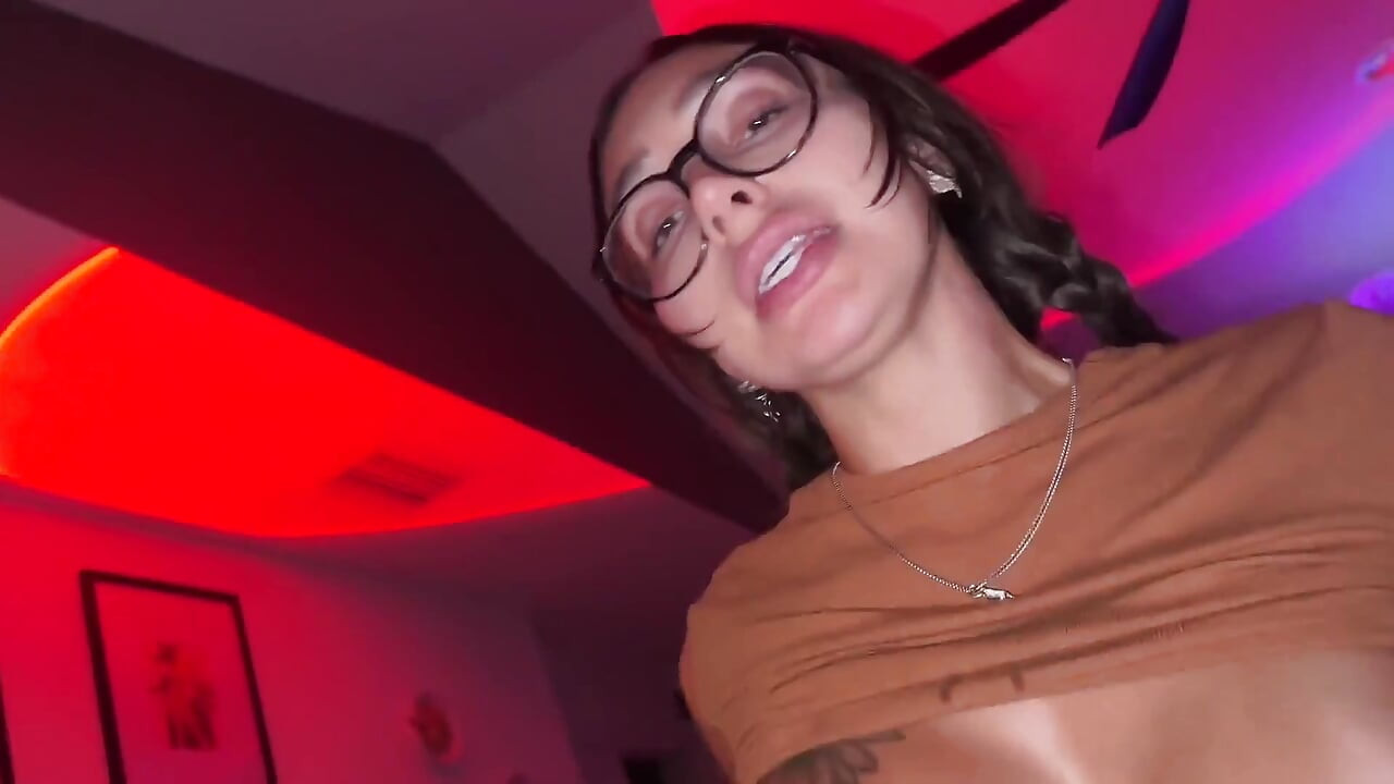 Whore Sisi Rose Tastes Her Asshole on Teddy Tarantinos Cock