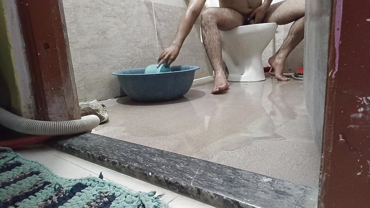 Kaun mere Sath nanga nahana pasand karenge
