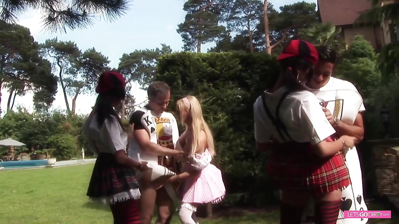 Orgy cosplay fuck with blonde bitch and brunette twins