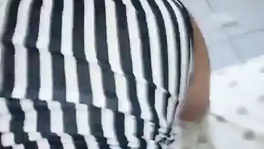 Самый лучший минет в мире, эта латина знает, как намочить член и как извлечь сперму своим ртом, огурцом во рту