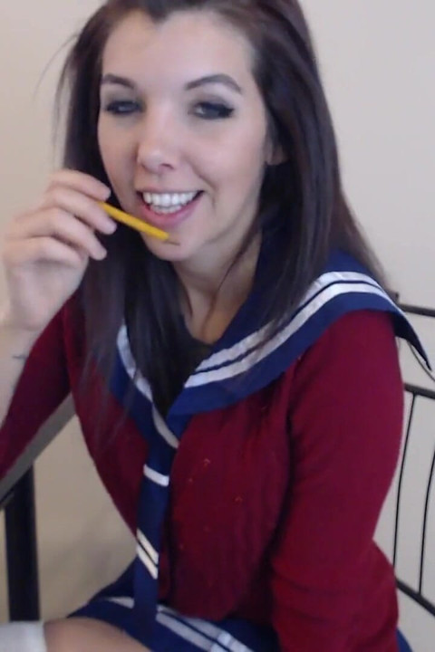 Slutty Girl Blows You During Class
