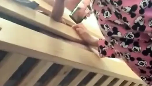 Francesca palma nyepong kontol teman sekamarku