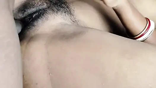 Индийский муж, жена наслаждается целиком горячими видео