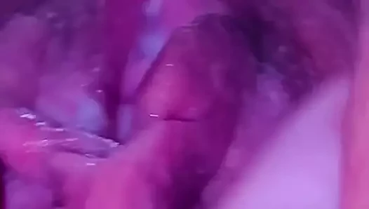 Watch my cute pussy piss (no audio)