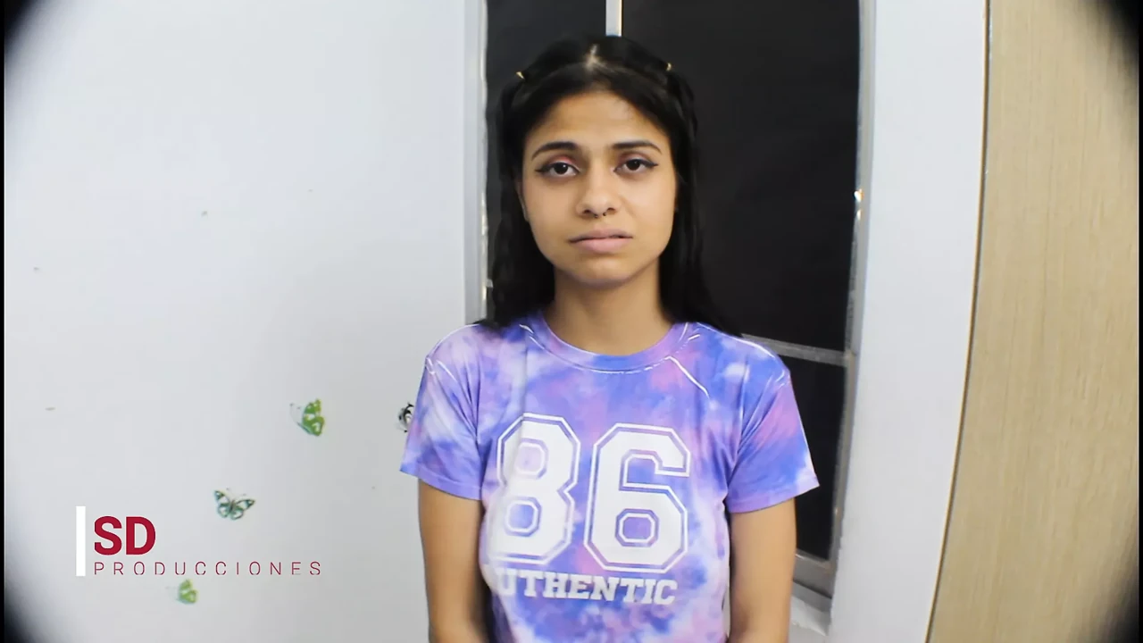 Fuck my stepdaughter in exchange for not saying anything to her stepmother - Porn in Spanish