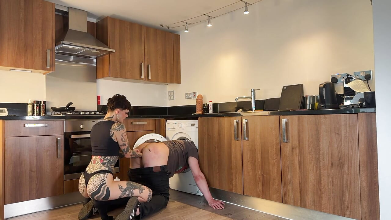 修理工の罠で直すか、拳でやるか