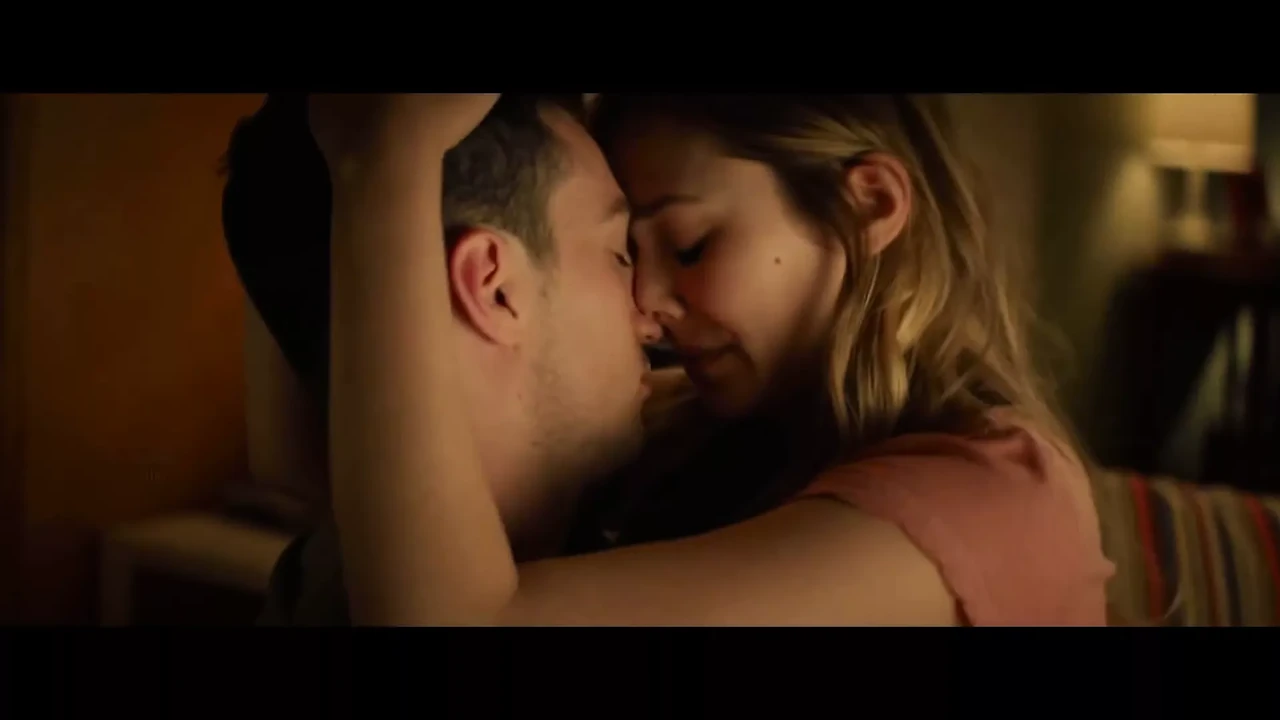 Elizabeth Olsen - Godzilla 2014 Sex Scene ( FAKE )