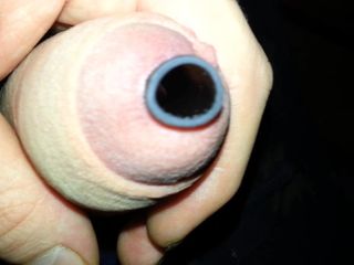 Gapende plasbuis - kijk in mijn pik met dik sperma