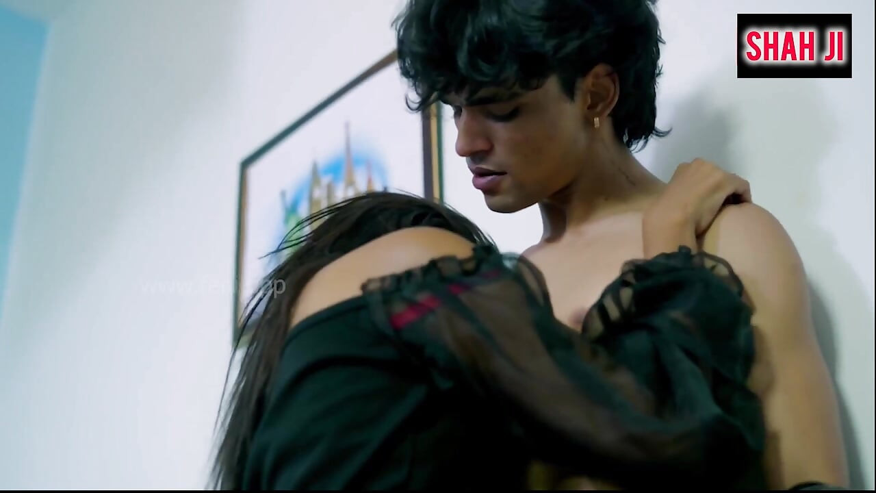 Tailor ne ladki ko naap lene k bahane chod diya hd hindi clear audio
