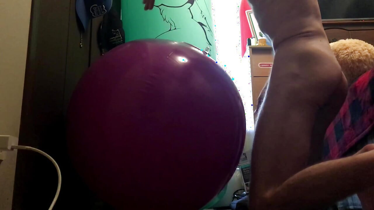 Humping my Shosu Medium SPH beach ball