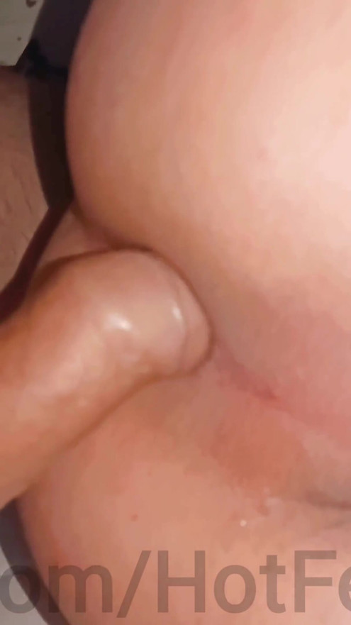 A powerful, big cock in a beautiful and smooth ass of a twink! Close-up!