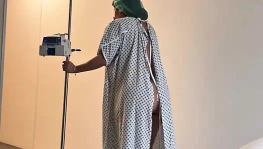 Fucking a Patient at the Hospital and Creampie