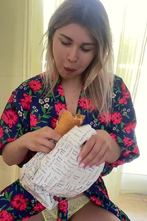 İki ateşli s ile oral seks