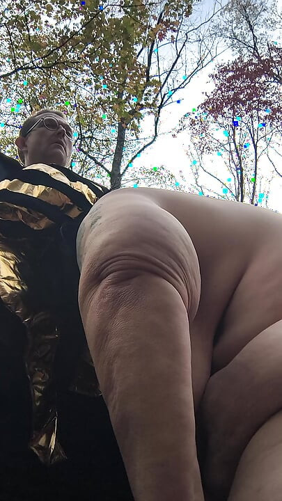 คลีโอพัตราเรียกทหารโรมันเพื่อควยแข็ง