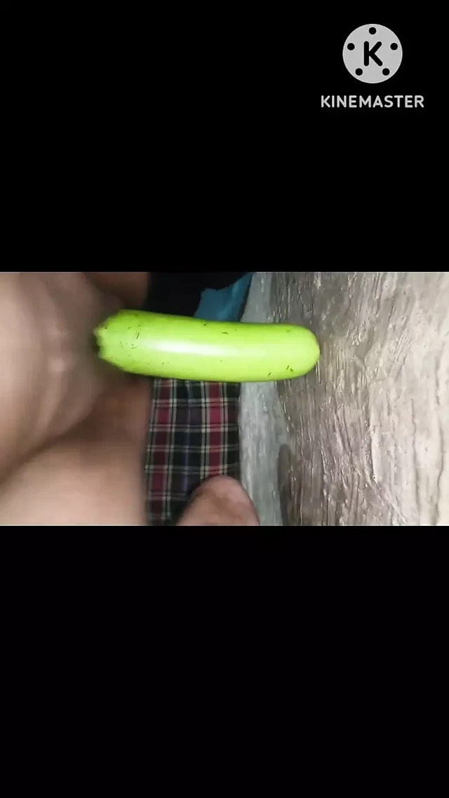 Hot Desi Village Girl Farm Vegetable Came Out