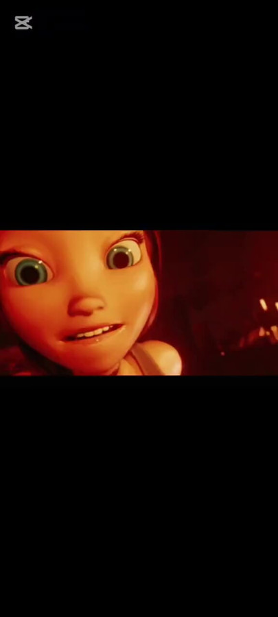 Anna Freaky Nature obtiene sexo | Clip 1