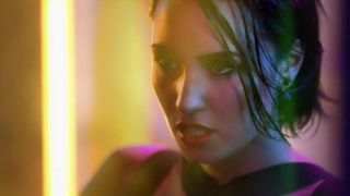 Demi Lovato - fresca per l&#39;edizione trap estiva