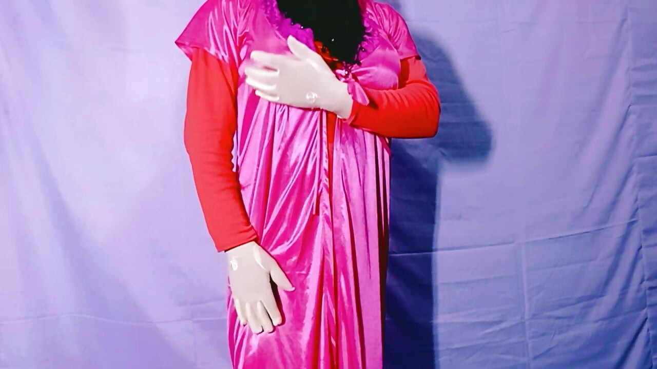 Bengali very beautiful sexy woman's husband is abroad