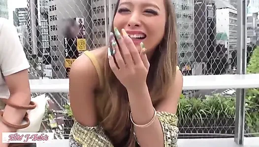 Dm funkelt wildes Gyaru-Erwachen, starke persona wird beim treffen unterwürfig