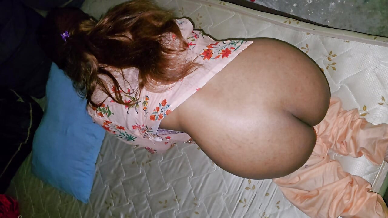 Kaam wali Ki Safai k Baad Phudi mardi-House Onwer Fucked Beautiful Desi maid
