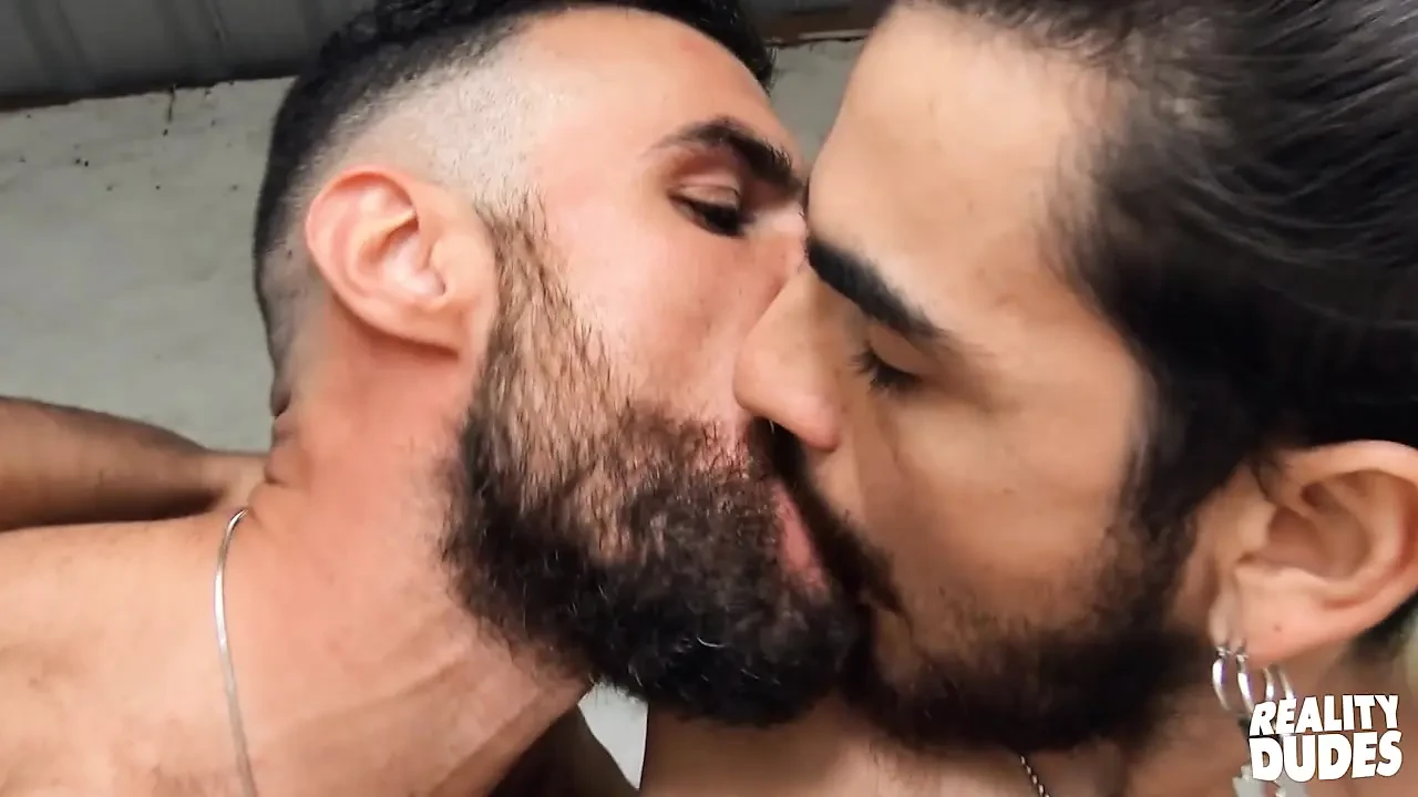 REALITY DUDES - Rodri And Emi’s Naughty Park Adventure Ends With A Nice Facial And Loud Moaning