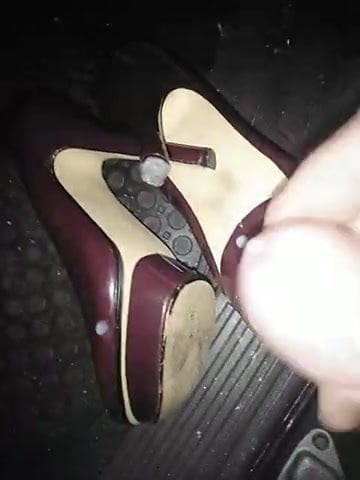 Cumming over gf heels