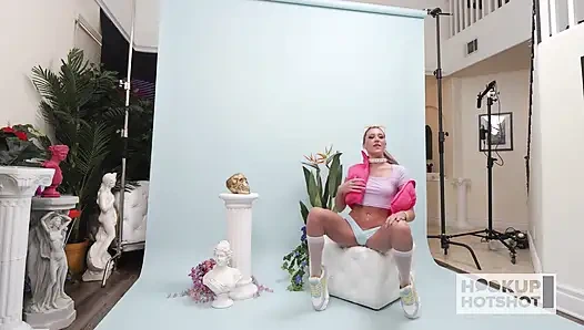 Bts - Addison spielerisches und sinnliches Fotoshooting!