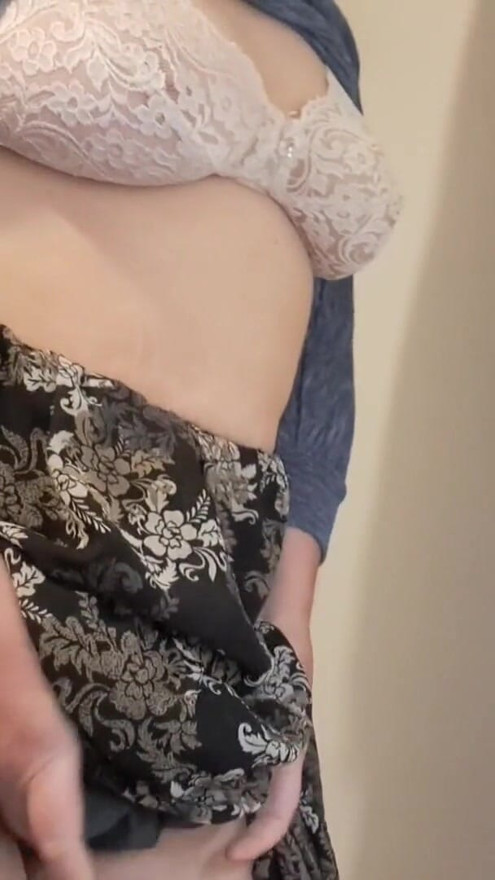 A silly sissy bitch who wants to kissy all the boys and suck them all off and get fucked by all their cocks. | Clip 1