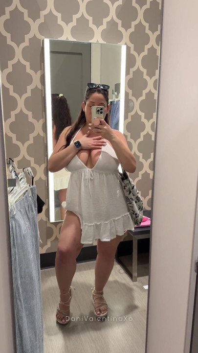 Horny Fitting Room Solo - Orgasm Ft. Dani Valentina