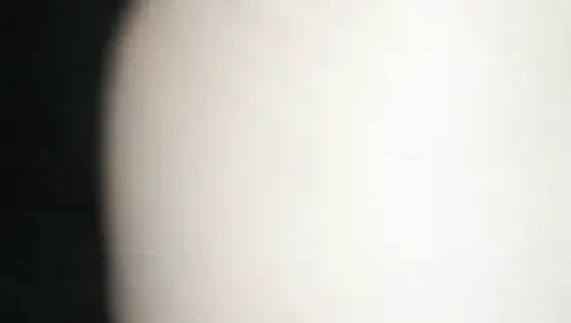Я наслаждаюсь скачкой на члене