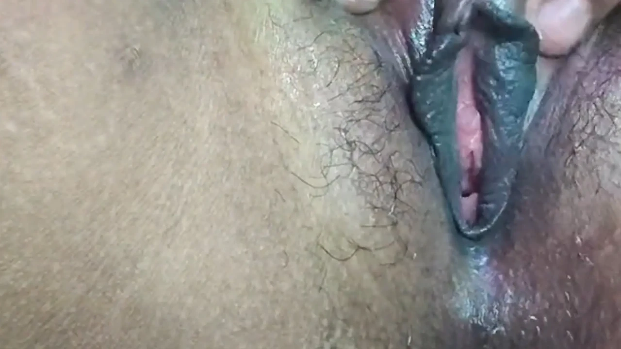 Sexy Indian Village bhabi Fingering pussy