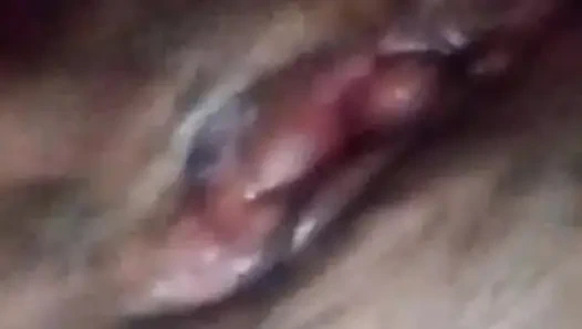 Она хочет снова оргазм, что она позвонила мне Yestrrday