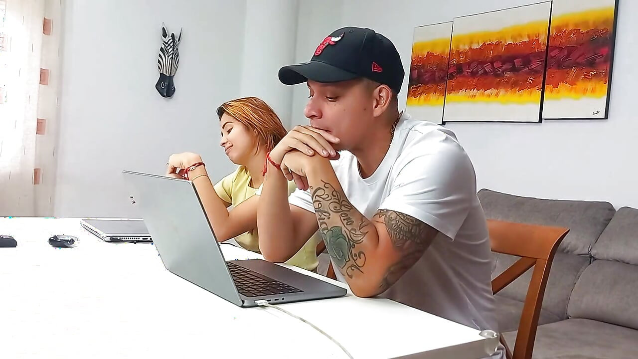 Fazendo sexo com minha melhor amiga.