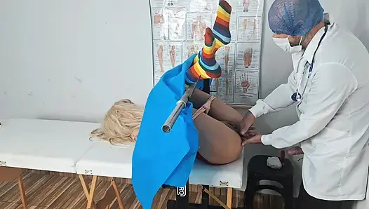 Clandestine Gynecologist Didn't Know He Was Being Filmed!