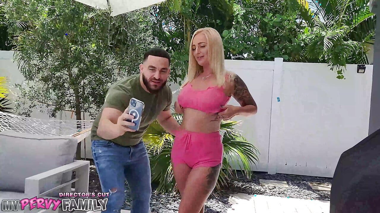 MyPervyFamily - My Hot Blonde Stepsister Roleplays As Stepmom?? - Elana Bunnz - DIRECTOR'S CUT