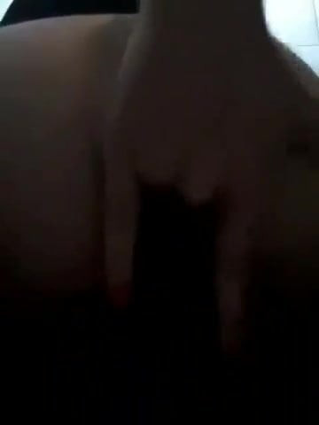 Vazei daxtila stin kwlotripida tis stis toualetes tou sxolei