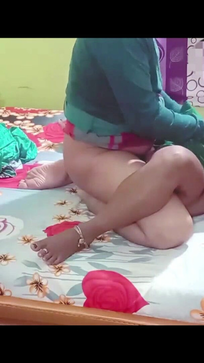 Detik tidak dapat dilupakan dari "Seks desi tegar saree panas"