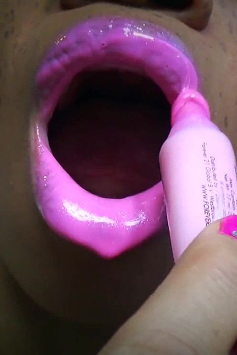 Pink Ooey Gooey Lips- 1080p HD