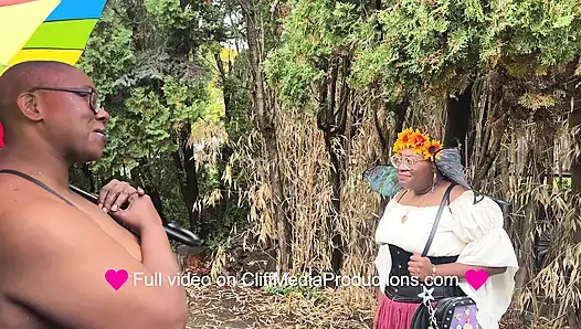 Kütüphane perisi lezbiyen foray - cliff media productions