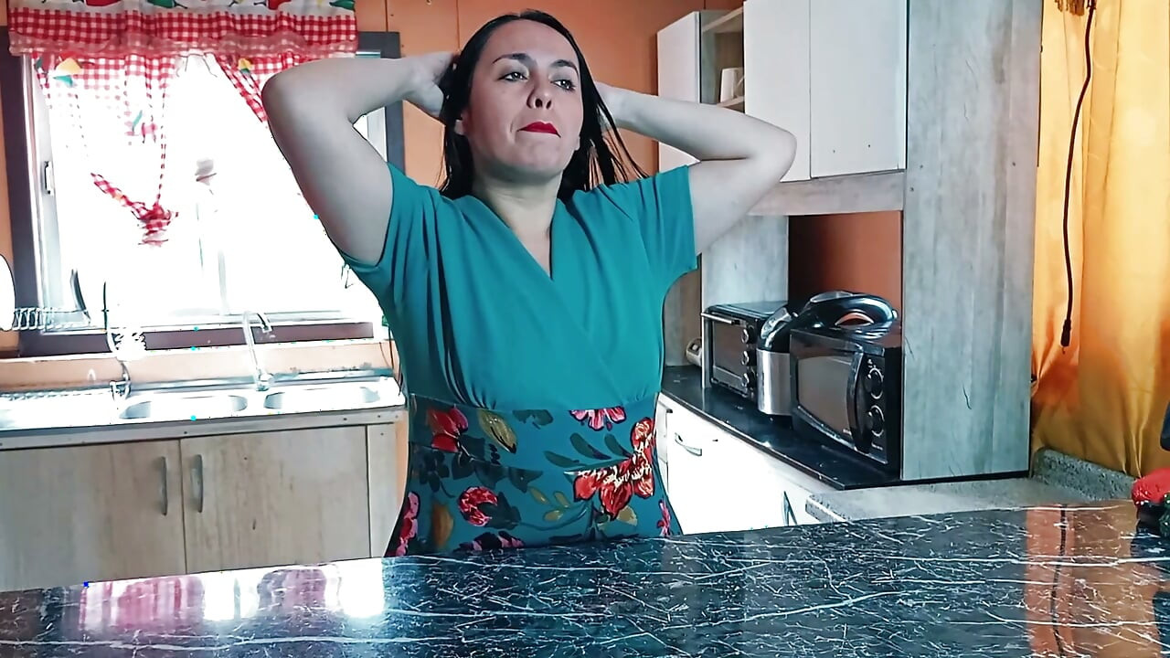 This shouldn't have happened my stepson's friend fucked me in the kitchen.