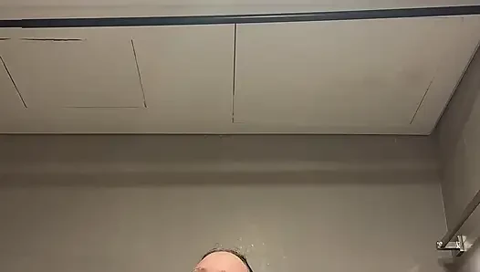 Intimate Shaving in the Bathtub